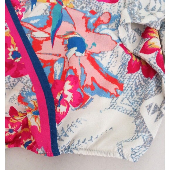 Flying Tomatoe Crop V Neck Kimono Top Colorful Floral Print Stretch Waist Sz M - Picture 4 of 8